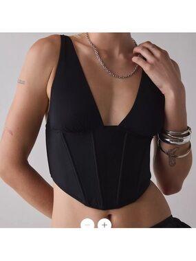New with tags Urban Outfitters Black Out From Under Kenzie Corset Size Small
